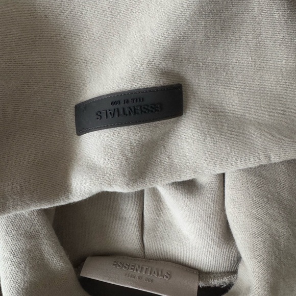 Essentials Fear of God Light Gray Knit Hoodie - Picture 4 of 6